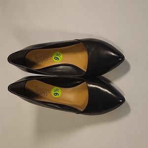 Franco Sarto wedge pump